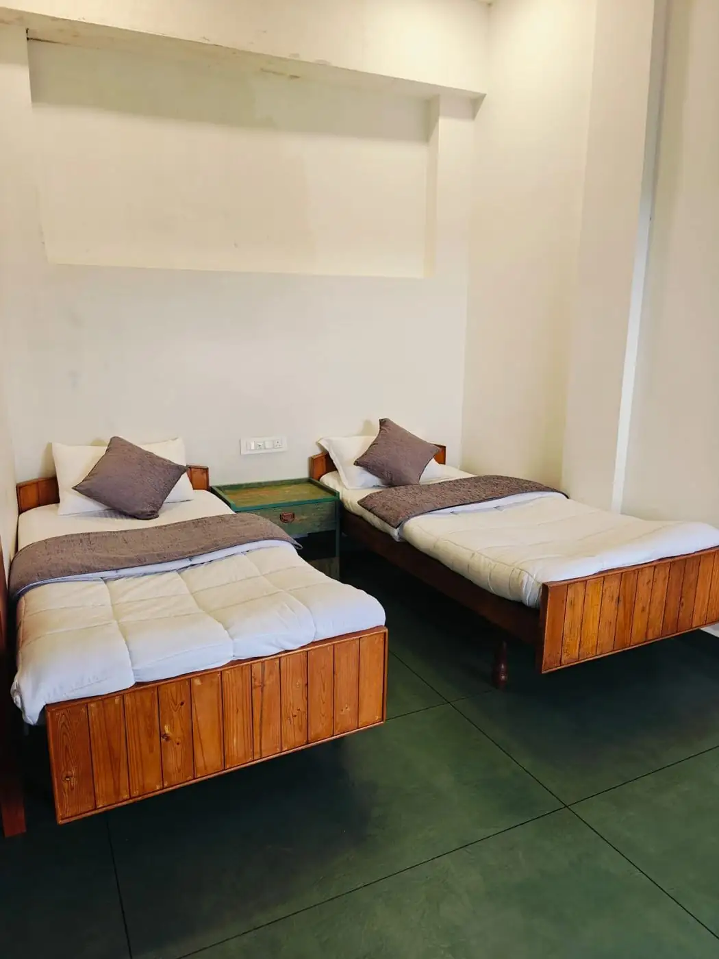 Luxury category — Twin-bed room